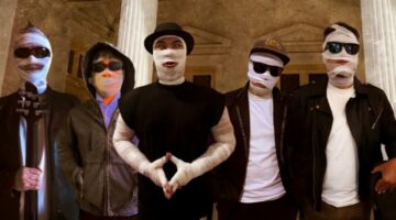 Tiga Belas Tahun Sembunyikan Identitas, Grup Band SMJ Ungkap Alasan Tampil Bertopeng